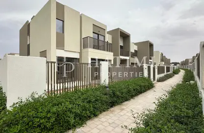 Townhouse - 3 Bedrooms - 4 Bathrooms for sale in La Violeta 2 - Villanova - Dubai Land - Dubai