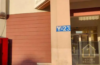 Shop - Studio - 1 Bathroom for rent in Building Y23 - England Cluster - International City - Dubai