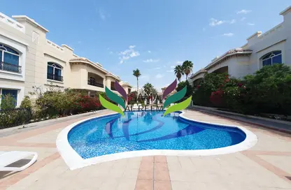 Villa - 4 Bedrooms - 4 Bathrooms for rent in Umm Suqeim 2 Villas - Umm Suqeim 2 - Umm Suqeim - Dubai