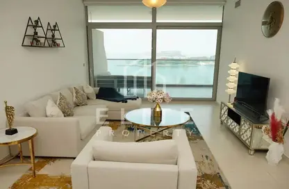 Living Room image for: Apartment - 1 Bedroom - 2 Bathrooms for rent in Azure Residences - Palm Jumeirah - Dubai, Image 1