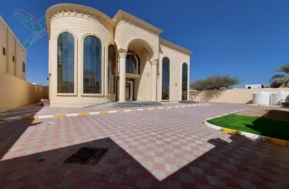 Villa - 7+ Bedrooms - 7+ Bathrooms for rent in Al Foah - Al Ain