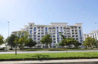 Apartment - 2 Bedrooms - 3 Bathrooms for rent in Ansam 2 - Ansam - Yas Island - Abu Dhabi