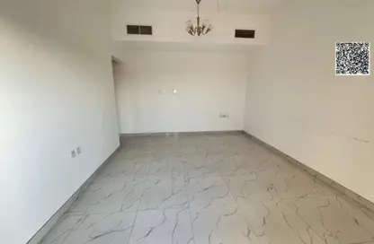 شقة - غرفة نوم - 2 حمامات للايجار في 3 المويهات - المويهات - عجمان شقة - غرفة نوم - 2 حمامات للايجار في 3 المويهات - المويهات - عجمان