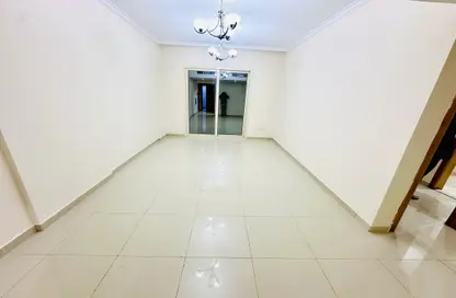 شقة - 2 غرف نوم - 3 حمامات للايجار في بناية مويليح 29 - مويلح - الشارقة