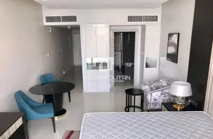 Apartment - Studio - 1 Bathroom for sale in Upper Crest - Downtown Dubai - Dubai