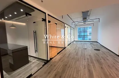 Office Space - Studio for rent in The Regal Tower - Business Bay - Dubai