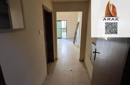 عمارة بالكامل - 8 غرف نوم - 8 حمامات للبيع في ليوارا 1 - عجمان