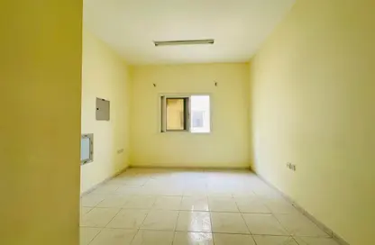 Apartment - 1 Bedroom - 1 Bathroom for rent in Fire Station Road - Muwaileh - Sharjah