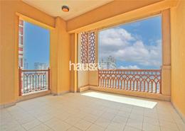 Apartment - 2 bedrooms - 2 bathrooms for sale in Marina Residences 4 - Marina Residences - Palm Jumeirah - Dubai