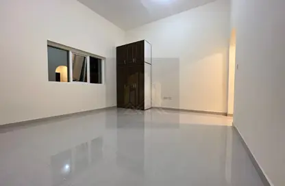شقة - 1 حمام للايجار في مدينة خليفة أ - مدينة خليفة - أبوظبي