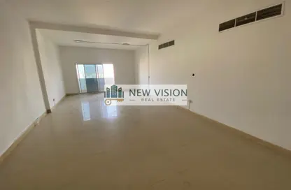 Apartment - 3 Bedrooms - 3 Bathrooms for rent in Abu shagara - Sharjah