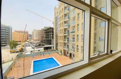 Apartment - Studio - 1 Bathroom for rent in Silicon Gates 4 - Silicon Gates - Dubai Silicon Oasis - Dubai
