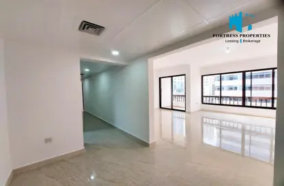 Apartment - 3 Bedrooms - 3 Bathrooms for rent in Hamdan Tower - East Corniche road - Hamdan Street - Abu Dhabi