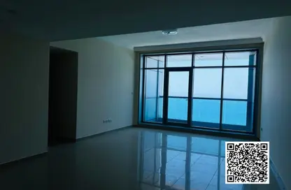شقة - 2 غرف نوم - 2 حمامات للايجار في مساكن كورنيش عجمان - طريق كورنيش عجمان - عجمان