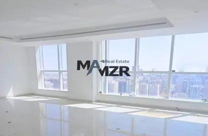 Apartment - 3 Bedrooms - 3 Bathrooms for rent in Hamdan Street - Abu Dhabi