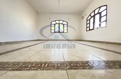 شقة - 3 غرف نوم - 3 حمامات للايجار في بناية المرور - شارع سلطان بن زايد الاول - منطقة المرور - أبوظبي