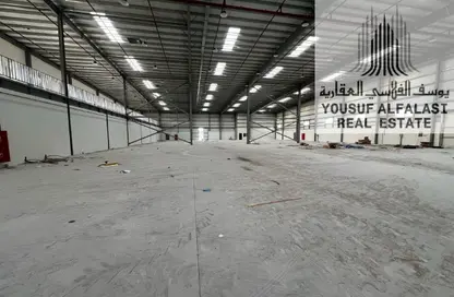 Warehouse - Studio - 4 Bathrooms for rent in Umm Al Thuoob - Umm Al Quwain
