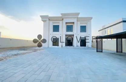 Villa - 5 Bedrooms - 6 Bathrooms for rent in Wadi Alshabak - Dubai