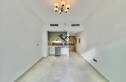 Apartment - Studio - 1 Bathroom for rent in Sama Al Jaddaf - Al Jaddaf - Dubai