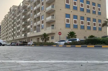 شقة - 1 حمام للبيع في قرية الاميرة - الياسمين - عجمان