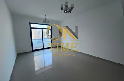 شقة - 2 غرف نوم - 2 حمامات للايجار في مساكن كورنيش عجمان - طريق كورنيش عجمان - عجمان