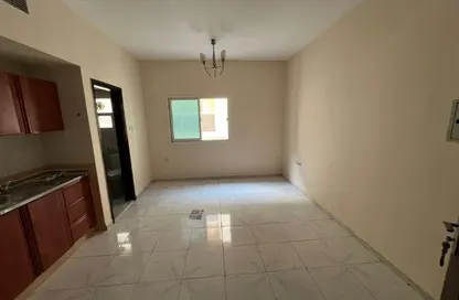 Apartment - Studio - 1 Bathroom for rent in Al Jurf 2 - Al Jurf - Ajman Downtown - Ajman