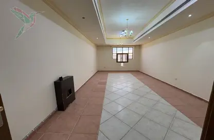 Apartment - 4 Bedrooms - 4 Bathrooms for rent in Al Sarooj - Al Ain