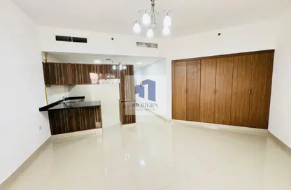Apartment - Studio - 1 Bathroom for rent in Al Telal 10 - Dubai Silicon Oasis - Dubai