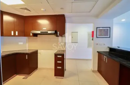 Kitchen image for: Apartment - 3 Bedrooms - 4 Bathrooms for sale in The Gate Tower 3 - Shams Abu Dhabi - Al Reem Island - Abu Dhabi, Image 1