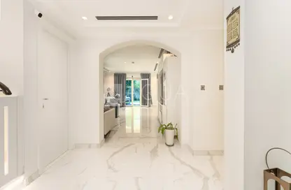 Villa - 3 Bedrooms - 3 Bathrooms for sale in Legacy - Jumeirah Park - Dubai