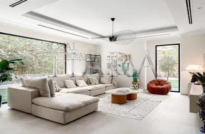 Villa - 3 Bedrooms - 4 Bathrooms for sale in Villa Lantana 1 - Villa Lantana - Al Barsha - Dubai