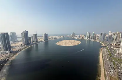 Apartment - 4 Bedrooms - 5 Bathrooms for sale in Al Khan Corniche - Al Khan - Sharjah