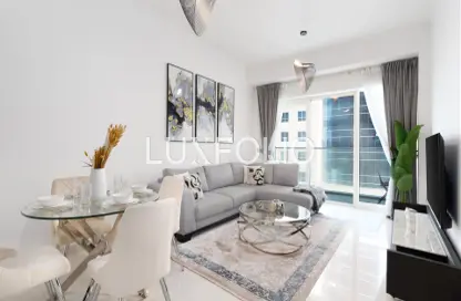 Apartment - 1 Bedroom - 1 Bathroom for sale in Damac Heights - Dubai Marina - Dubai
