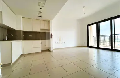 Apartment - 1 Bedroom - 1 Bathroom for sale in Hayat Boulevard-2A - Hayat Boulevard - Town Square - Dubai