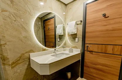 Apartment - 1 Bathroom for rent in Discovery Gardens - Dubai