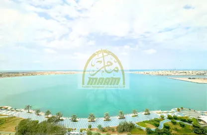 شقة - 2 غرف نوم - 3 حمامات للايجار في تايم مام ريزيدنس - شارع الكورنيش - أبوظبي