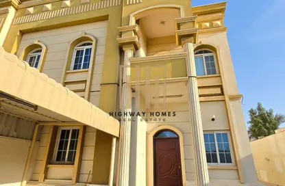 Villa - 4 Bedrooms - 6 Bathrooms for rent in Al Jazzat - Al Riqqa - Sharjah