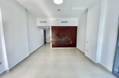 Apartment - 2 Bedrooms - 4 Bathrooms for rent in Dubai Wharf Tower 3 - Dubai Wharf - Al Jaddaf - Dubai