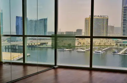 مكتب - استوديو - 2 حمامات للبيع في B2B  برج - الخليج التجاري - دبي