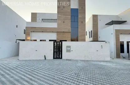 Villa - 4 Bedrooms - 5 Bathrooms for sale in Al Zaheya Gardens - Al Zahya - Ajman Villa - 4 Bedrooms - 5 Bathrooms for sale in Al Zaheya Gardens - Al Zahya - Ajman