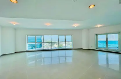 Apartment - 4 Bedrooms - 4 Bathrooms for rent in Al Sahel Tower 2 - Al Sahel Towers - Corniche Road - Abu Dhabi
