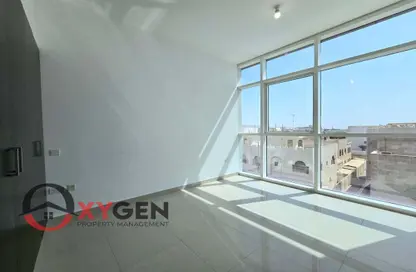Apartment - 2 Bedrooms - 3 Bathrooms for rent in Al Maqtaa Tower 1 - Hadbat Al Zafranah - Muroor Area - Abu Dhabi