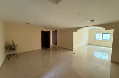 شقة - 2 غرف نوم - 4 حمامات للايجار في المجاز 3 - المجاز - الشارقة