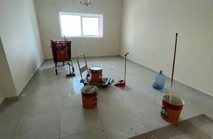 Apartment - 1 Bedroom - 2 Bathrooms for rent in Thuraya Al Majaz Building - Al Majaz 3 - Al Majaz - Sharjah