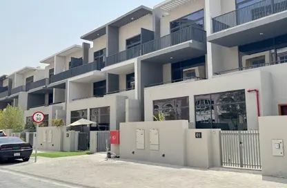 Townhouse - 3 Bedrooms - 4 Bathrooms for rent in Aintree Townhouses - Jumeirah Village Circle - Dubai