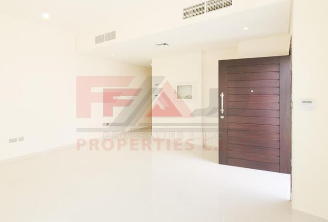 14211416 - Property Image 3