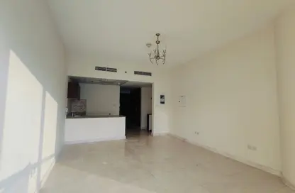 Apartment - Studio - 1 Bathroom for rent in Safeer Tower 2 - Safeer Towers - Business Bay - Dubai