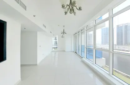 Apartment - 2 Bedrooms - 2 Bathrooms for rent in Majestic Tower - Al Abraj street - Business Bay - Dubai
