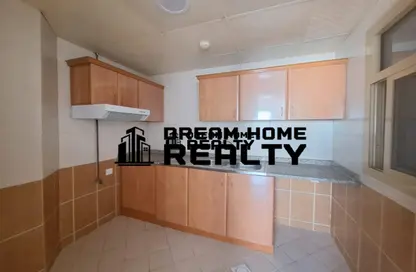 Apartment - 1 Bedroom - 1 Bathroom for rent in Al Khan 5 building - Al Khan - Sharjah