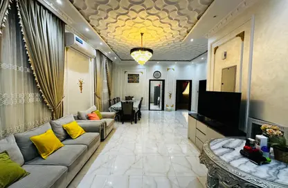 Villa - 5 Bedrooms - 7+ Bathrooms for rent in Al Yasmeen 1 - Al Yasmeen - Ajman